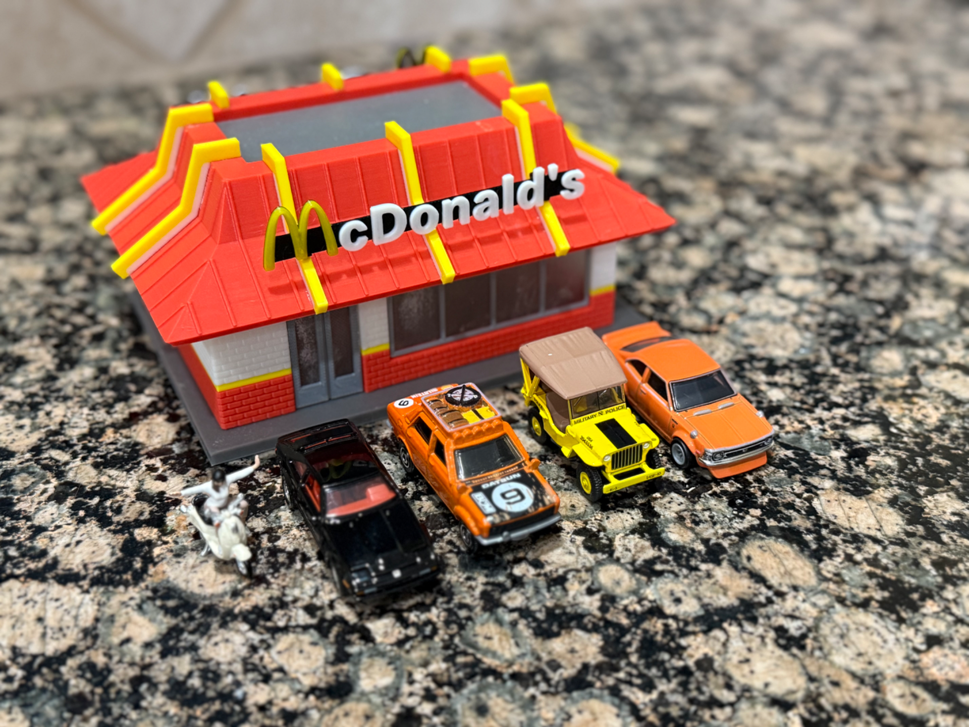 1:64 Scale Hot Wheels Diorama Kits Galvaleos