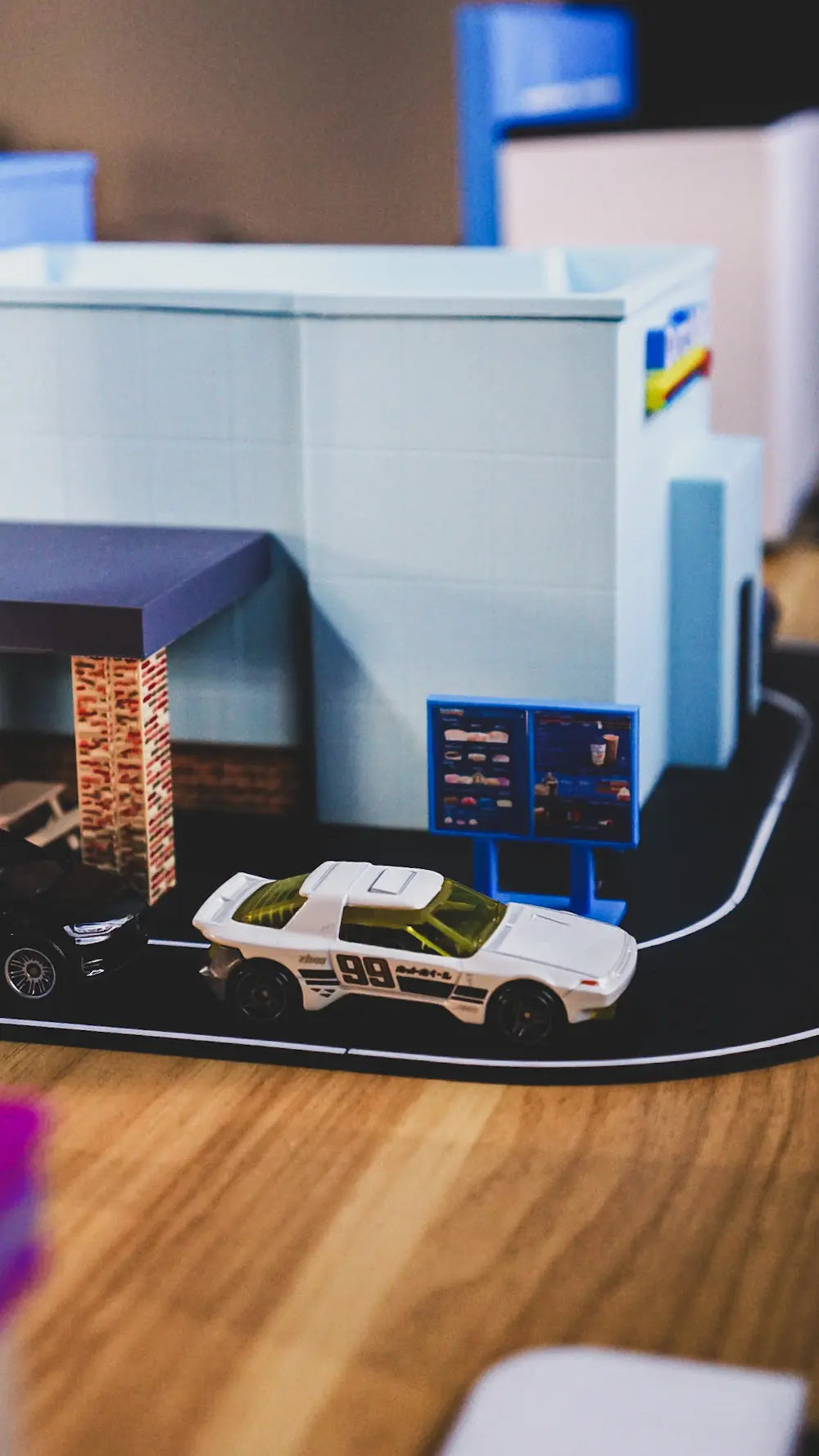 Diorama Building Kits for Hot Wheels & Diecast Cars | Model Display Set Galvaleos