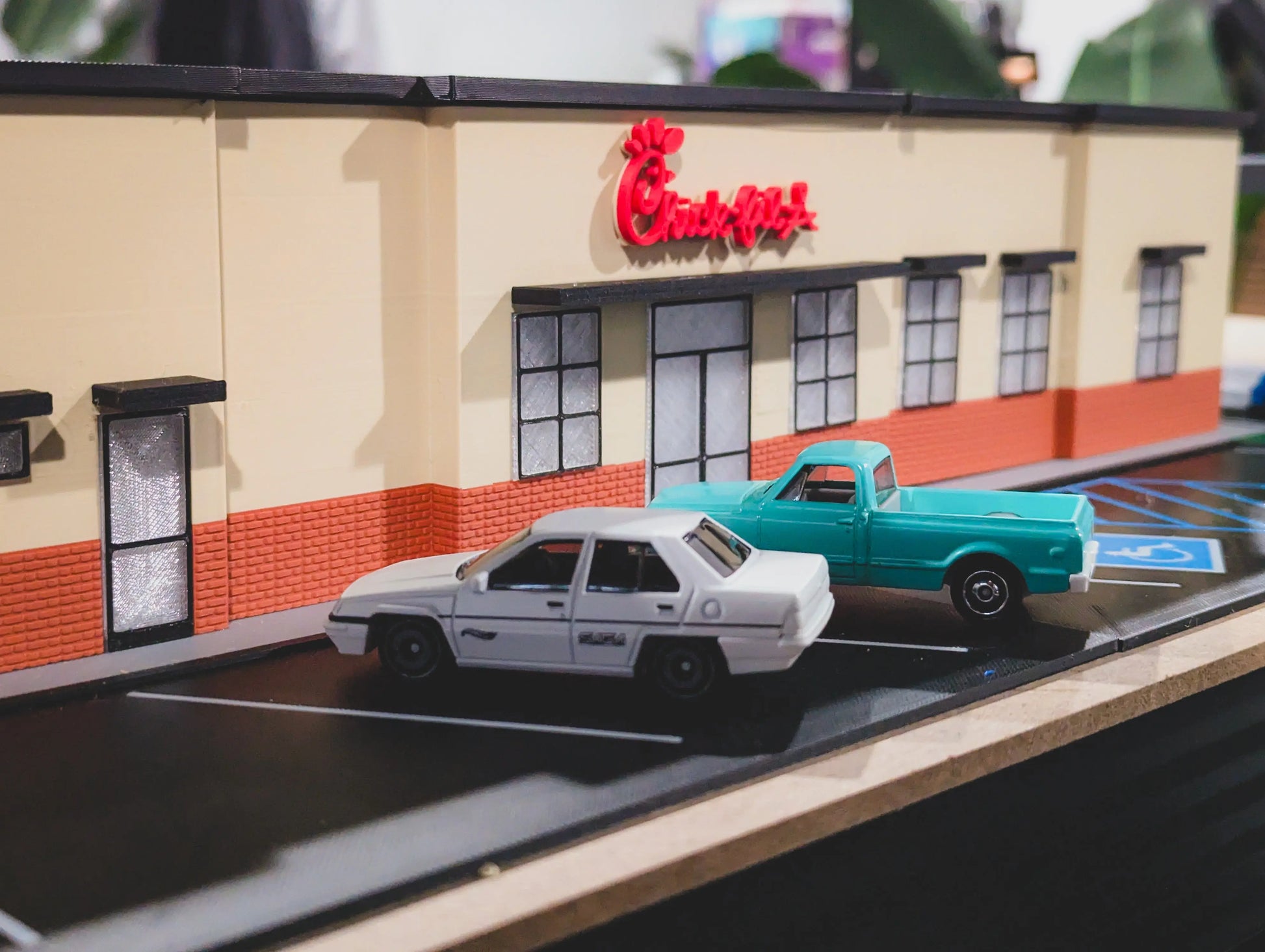 Diorama Building Kits for Hot Wheels & Diecast Cars | Model Display Set Galvaleos