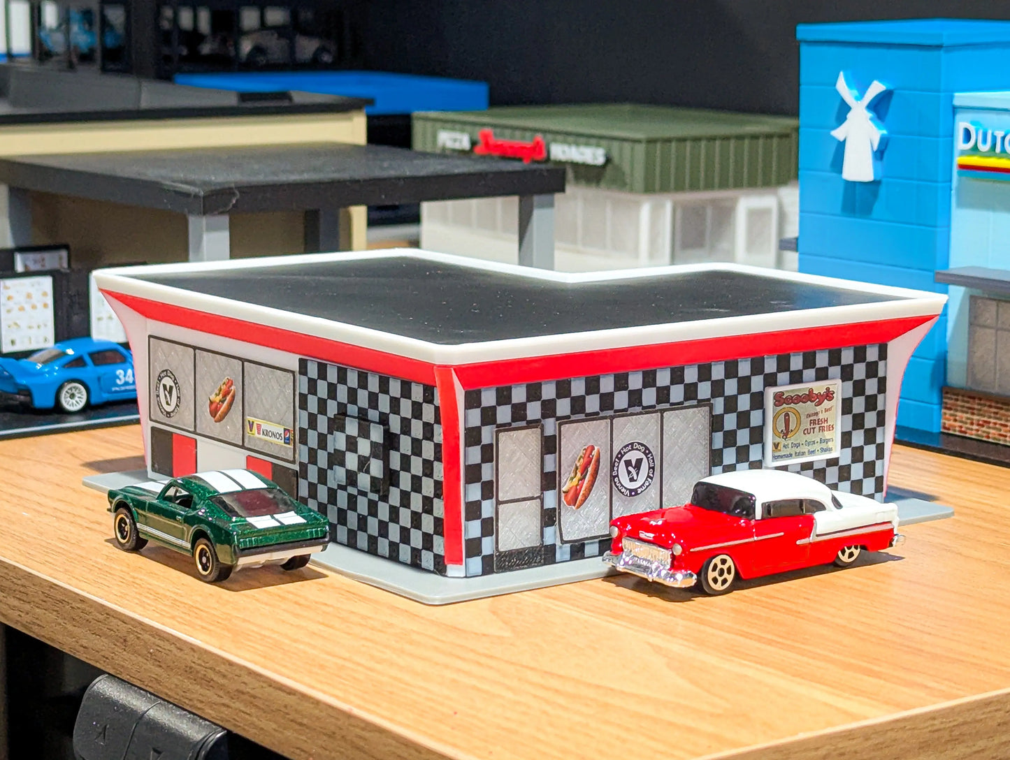 Diorama Building Kits for Hot Wheels & Diecast Cars | Model Display Set Galvaleos