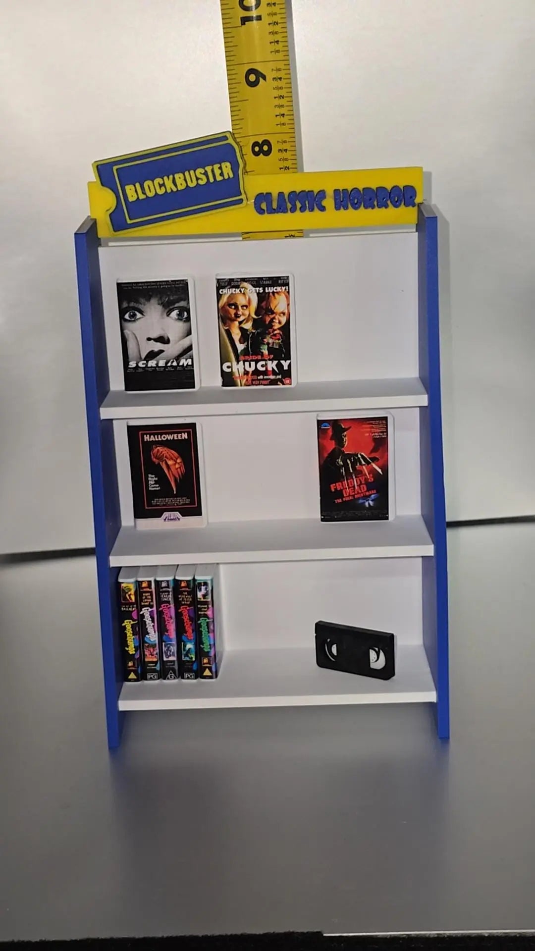 Miniature Horror VHS Collections - 1/6 Scale Retro VHS Movie Tapes - Home Decor Display Shelf - Customizable Blockbuster Shelf Galvaleos
